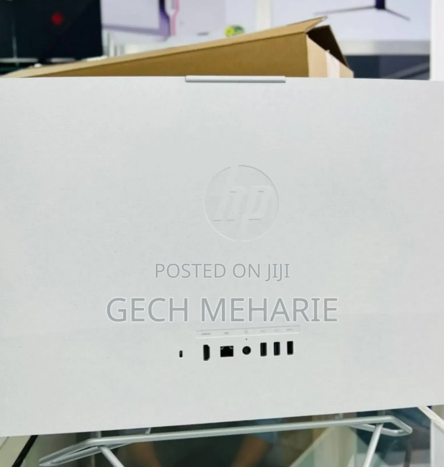 New HP 200 G4 22 All-in-One 8GB Intel Core I7 SSD 512GB