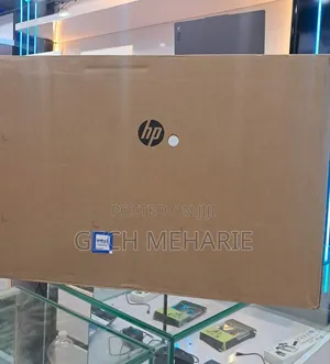 New HP 200 G4 22 All-in-One 8GB Intel Core I7 SSD 512GB
