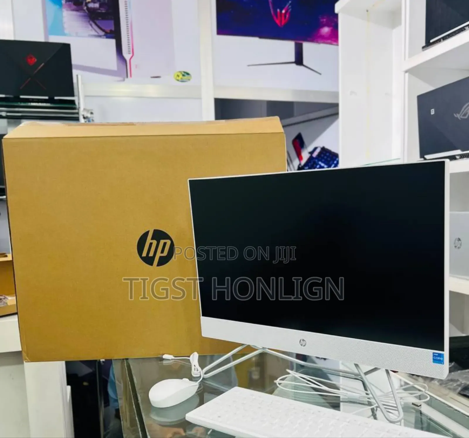 New HP 200 G4 22 All-in-One 8GB Intel Core I7 SSD 512GB