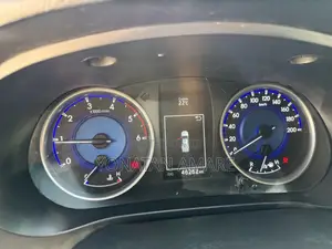 Toyota Hilux 2018 Brown