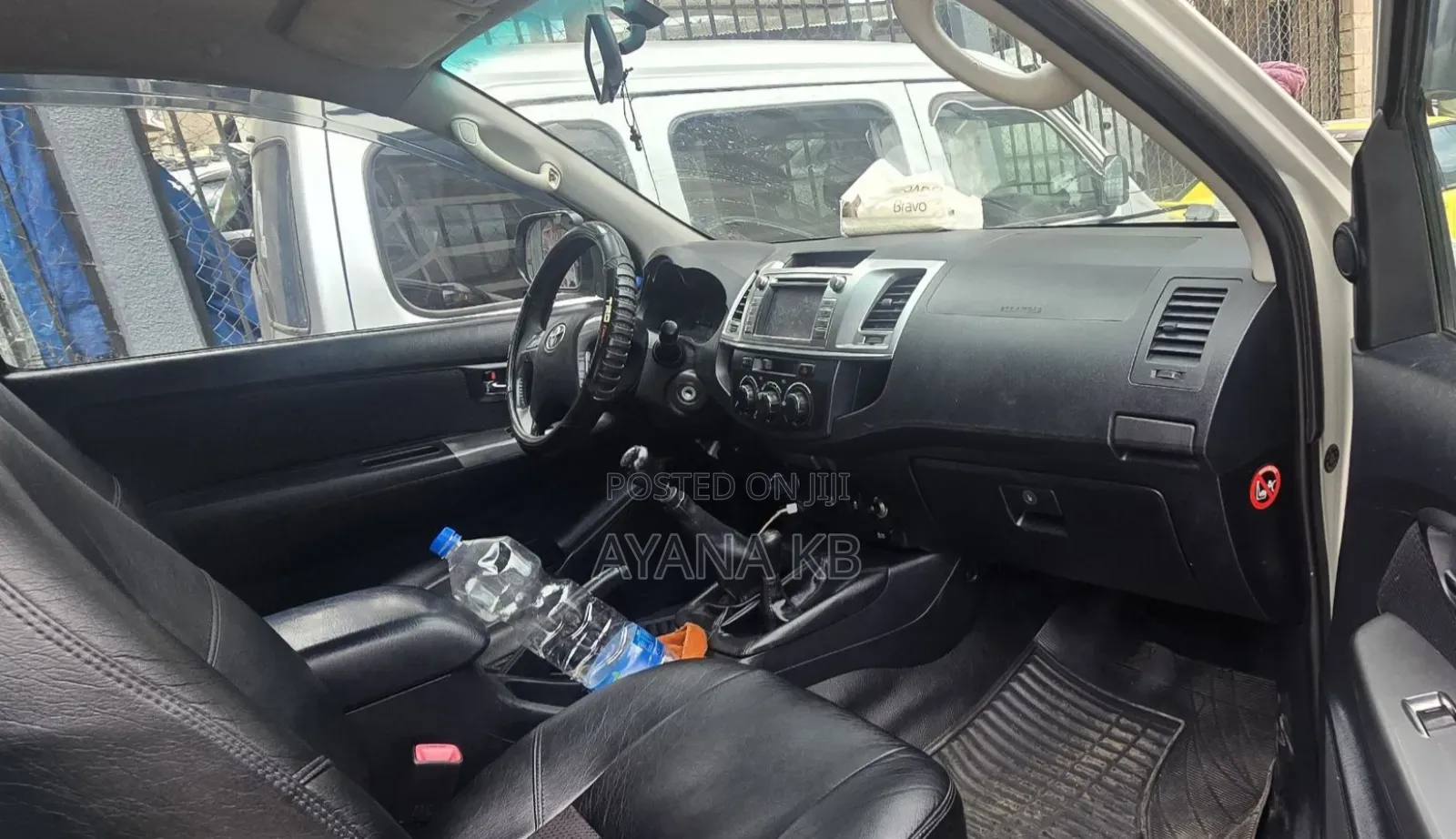 Toyota Hilux 2013 Silver