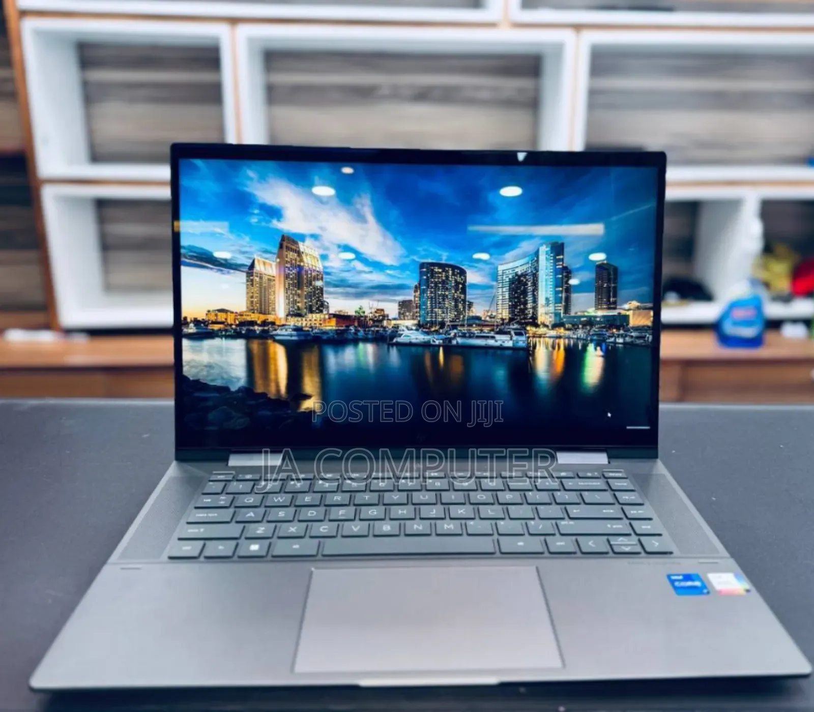 New Laptop HP Envy X360 16GB Intel Core I7 SSD 1T