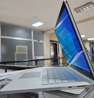 New Laptop Microsoft Surface Book 3 16GB Intel Core I7 SSD 256GB