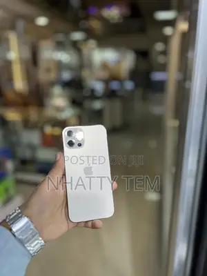 Photo - Apple iPhone 12 Pro 128 GB Gold