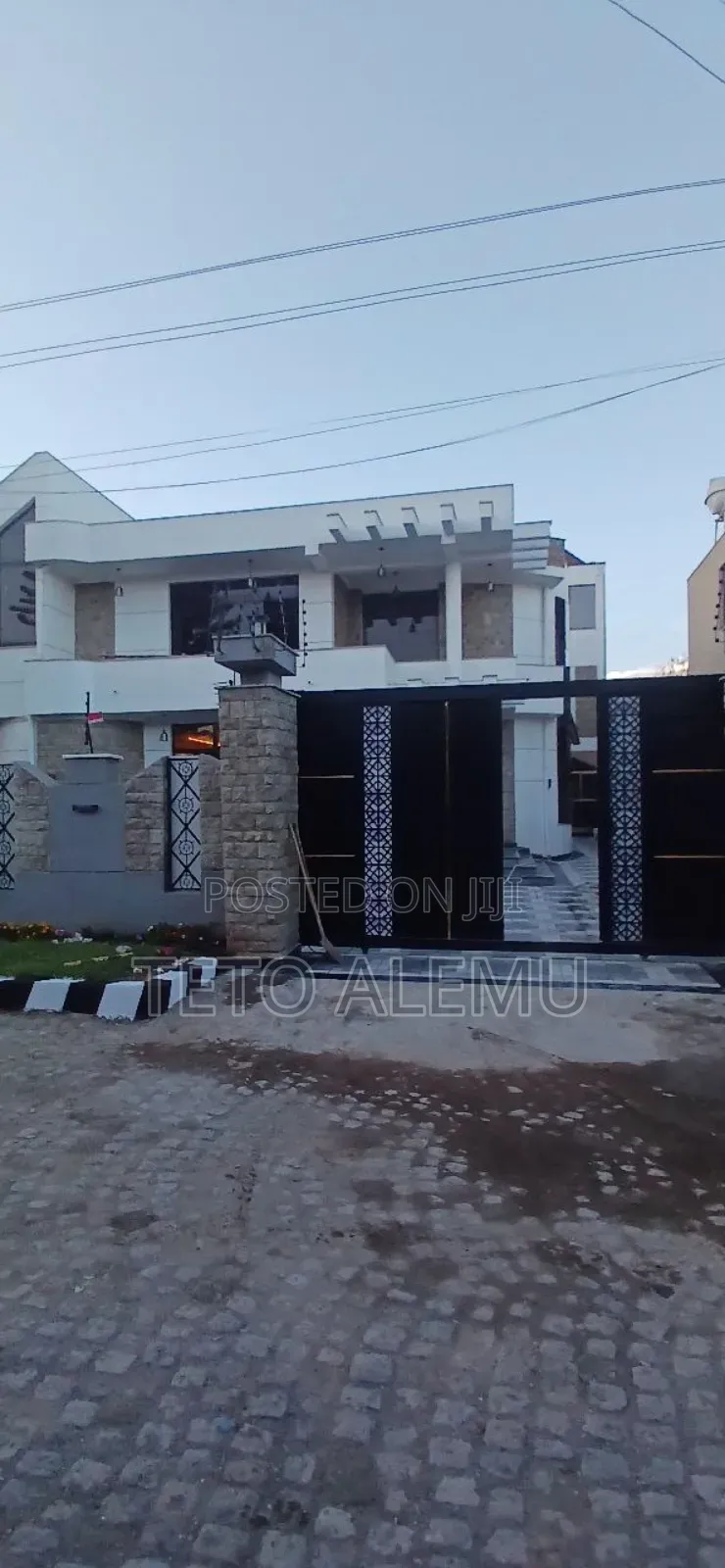 6bdrm House in For Sale One Of, Bole for sale