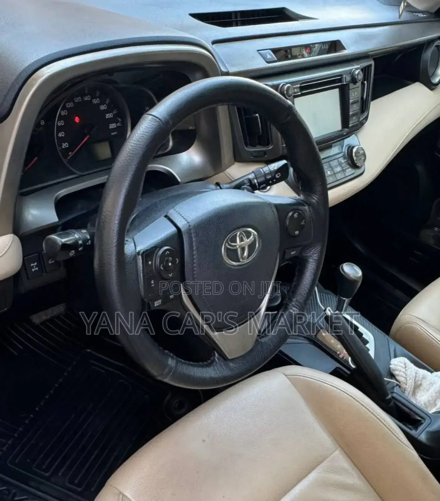 Toyota RAV4 2015 Silver