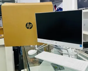 New HP ProOne 240 G10 All-in-One 8GB Intel Core I7 SSD 512GB