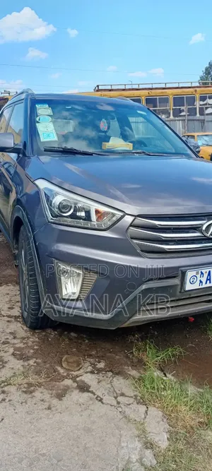 Photo - Hyundai Creta 2017 Gray