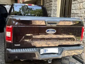 Ford F-150 2020 Black