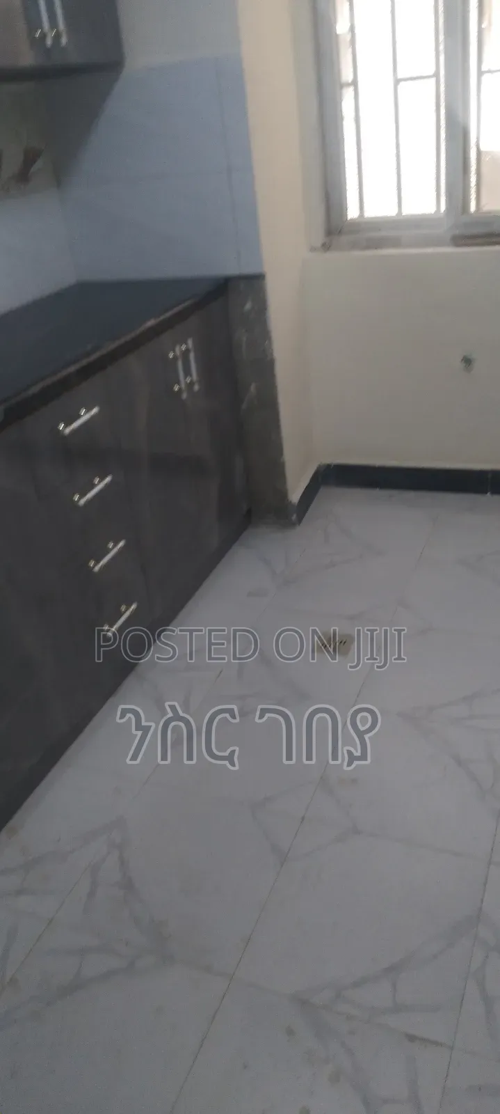 Furnished 2bdrm Condo in Ayat Mekedonia, Yeka for rent