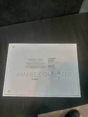 New Laptop Apple MacBook 16GB Apple M3 SSD 256GB