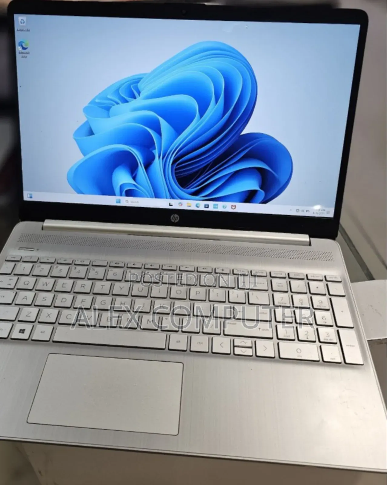New Laptop HP Stream Notebook 12GB Intel Core I5 SSD 256GB