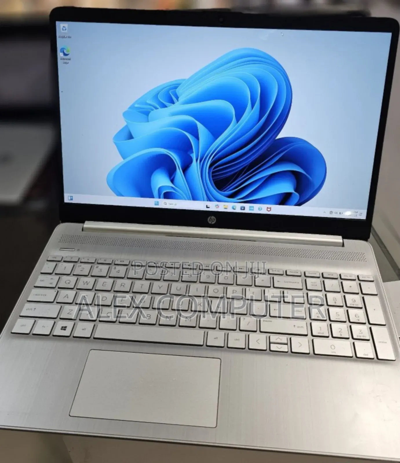 New Laptop HP Stream Notebook 12GB Intel Core I5 SSD 256GB