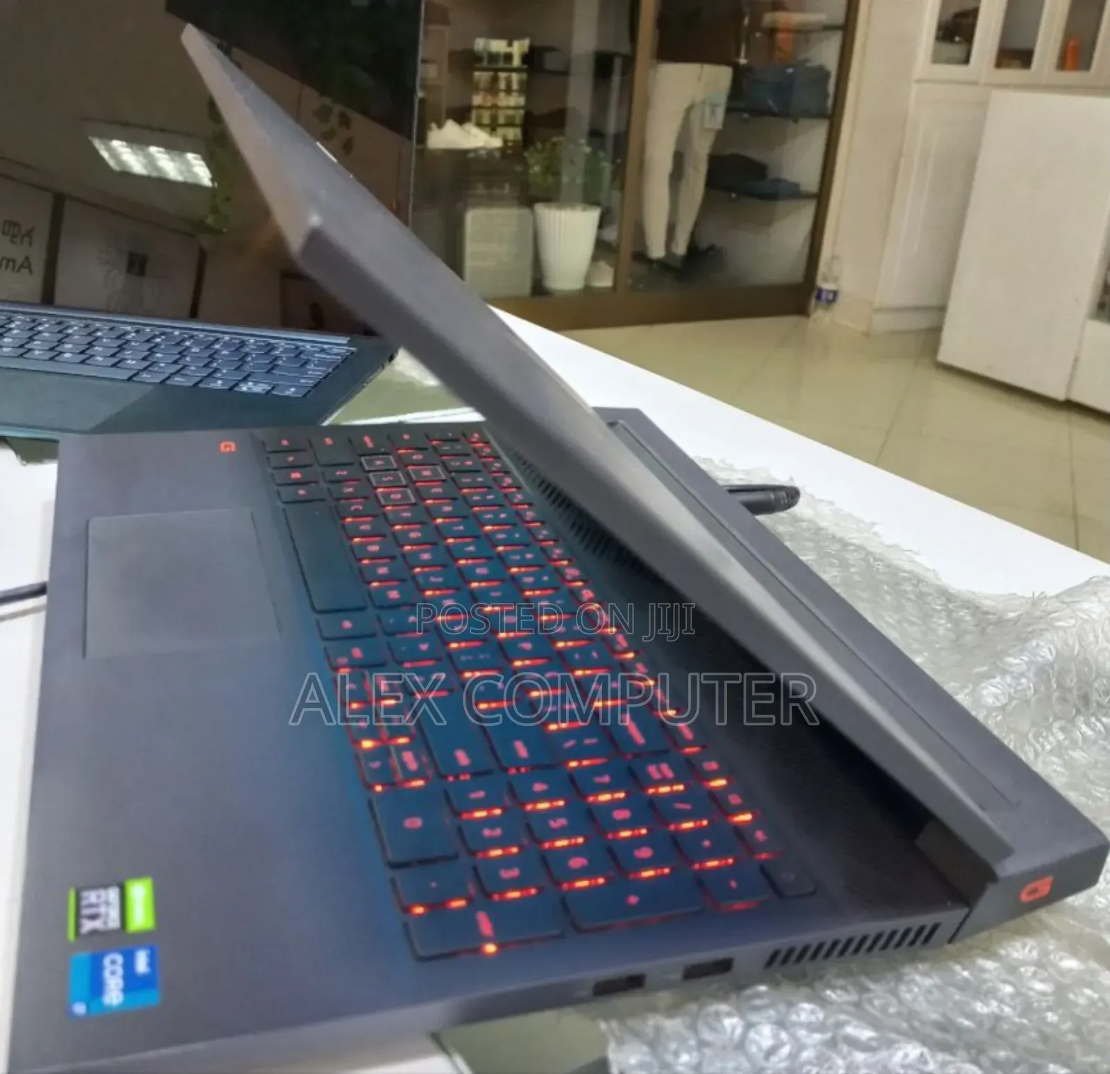 New Laptop Dell G15 5511 16GB Intel Core I7 SSD 512GB