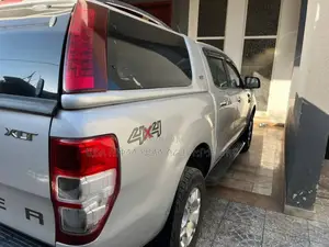 Ford Ranger Wildtrak 2016 Silver