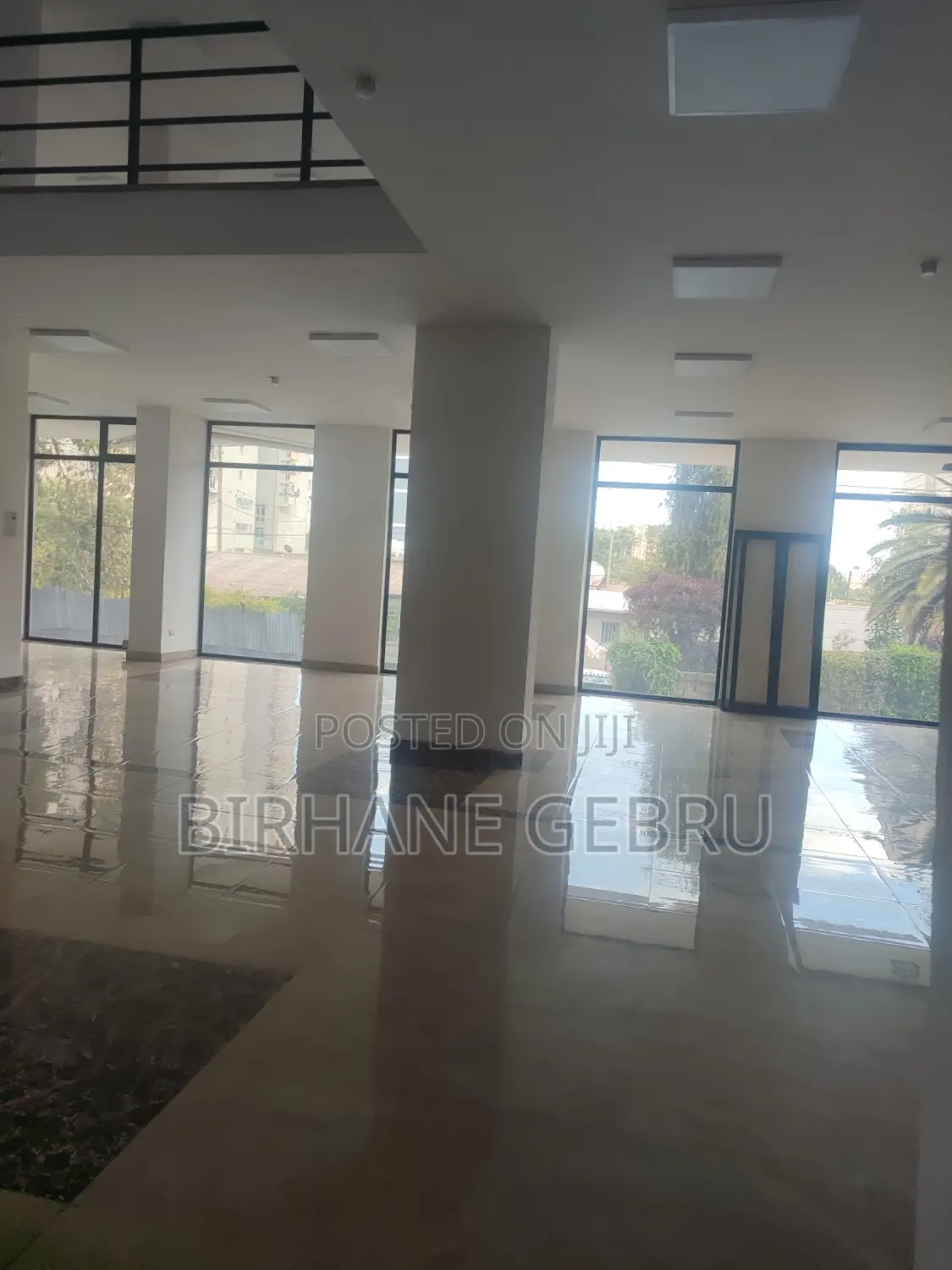 Luxury Complex Apartiment Rent for Rustrant or Cafe