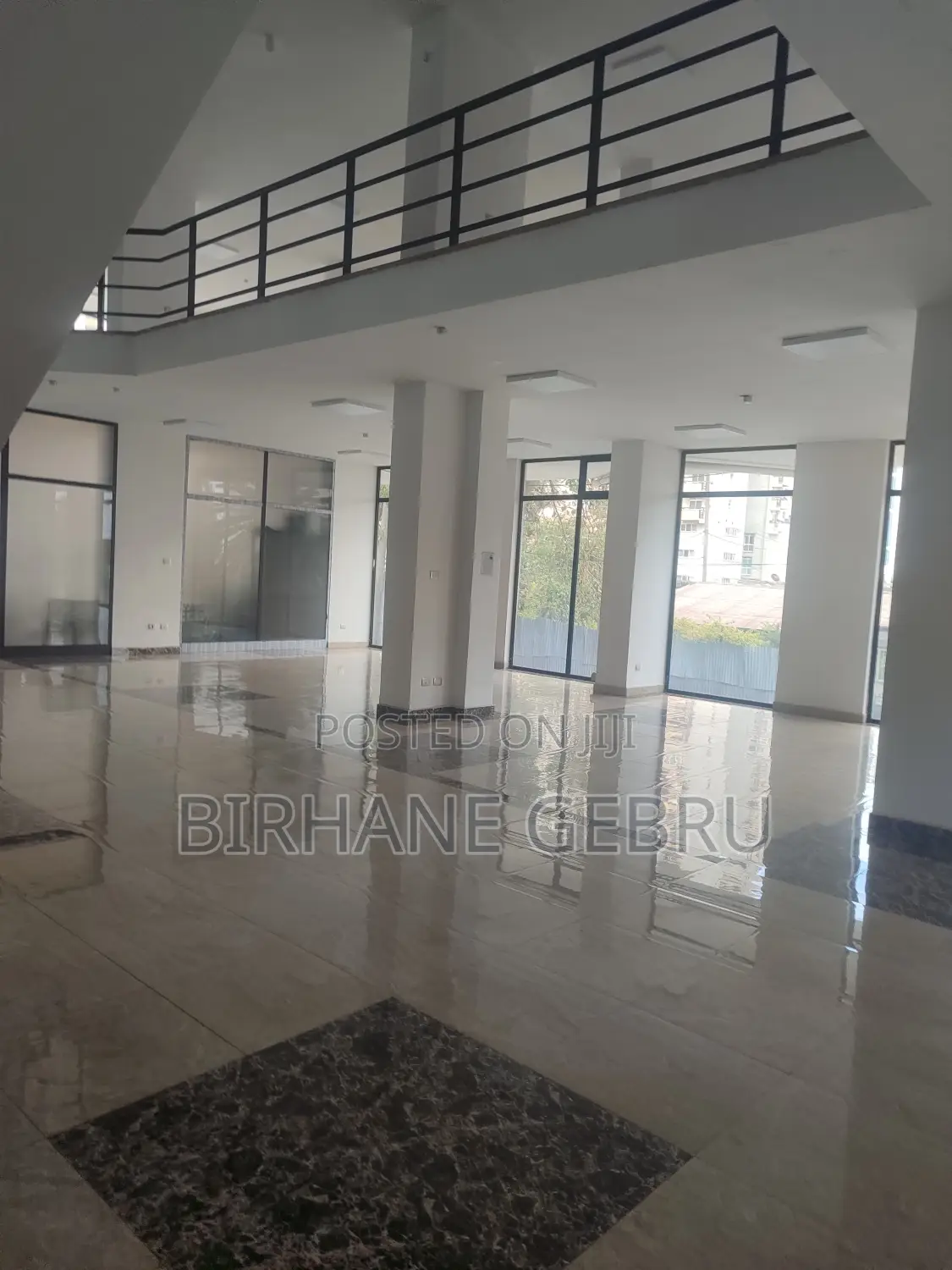 Luxury Complex Apartiment Rent for Rustrant or Cafe