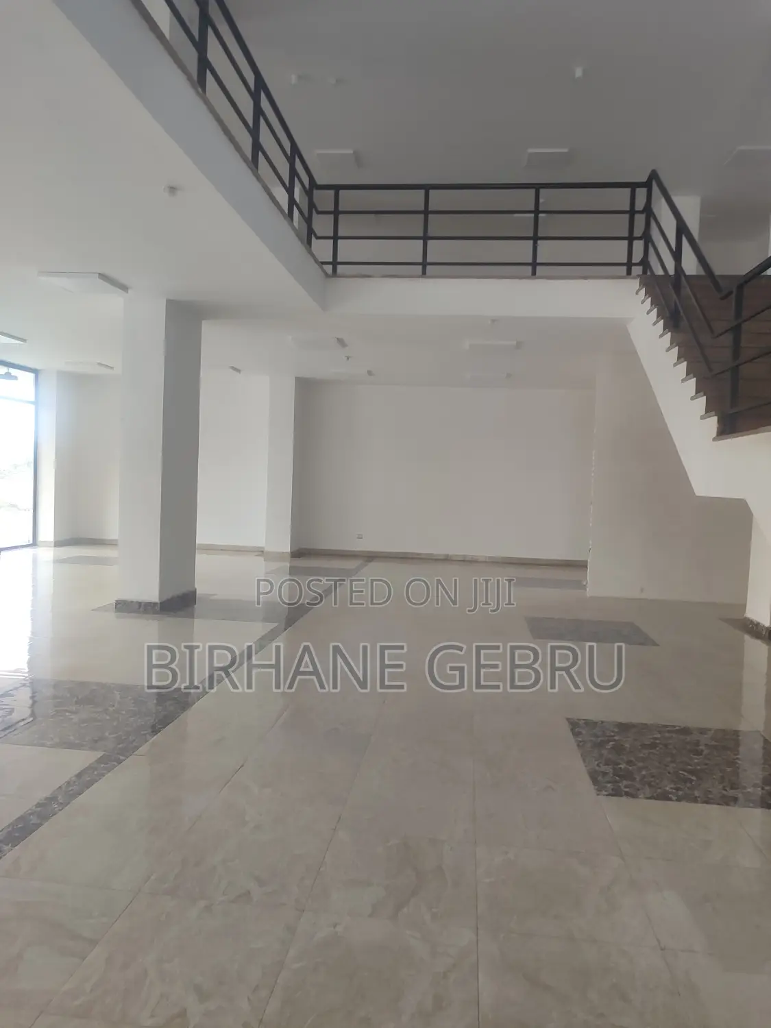 Luxury Complex Apartiment Rent for Rustrant or Cafe