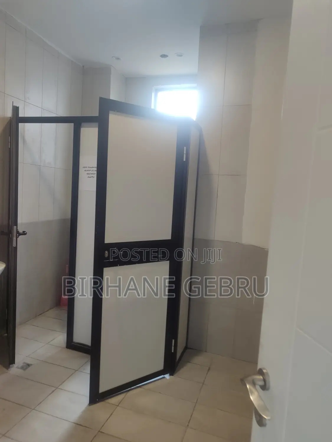 Luxury Complex Apartiment Rent for Rustrant or Cafe