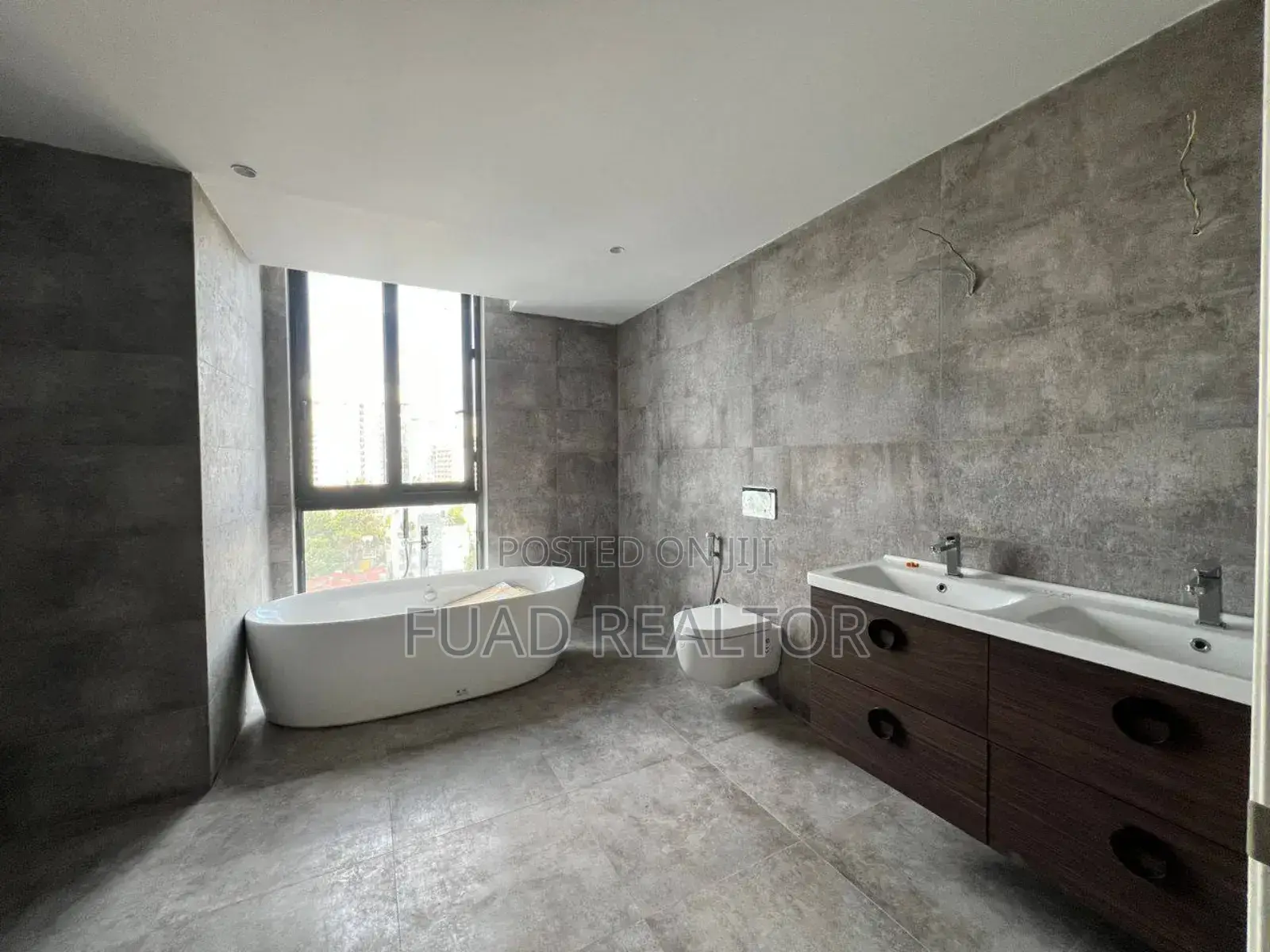 3bdrm Apartment in Bole for sale