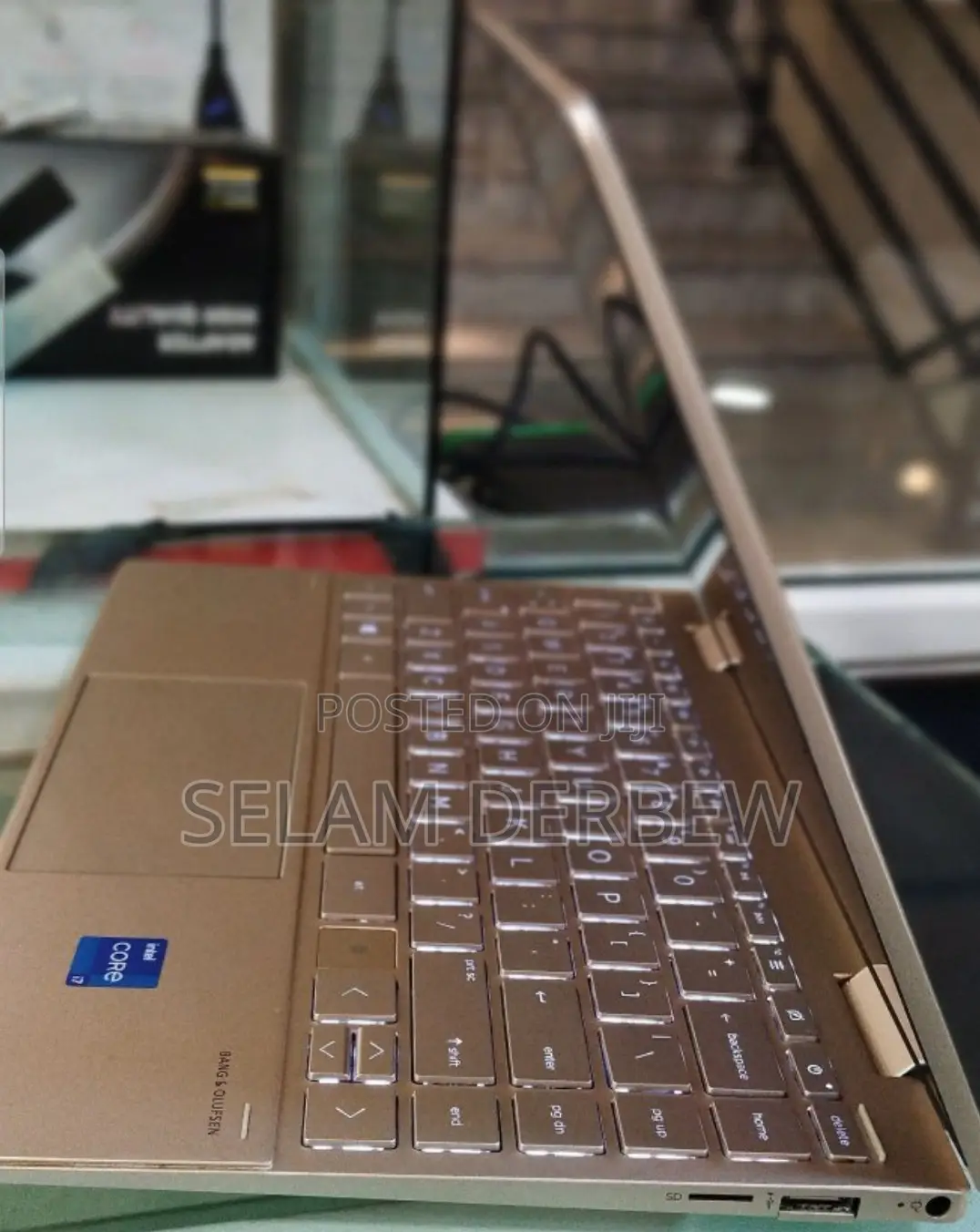 New Laptop HP Envy X360 8GB Intel Core I7 SSD 1T