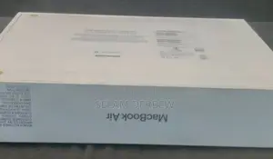 Photo - New Laptop Apple MacBook Air 2024 M3 13-Inch 16GB Apple M3 SSD 256GB