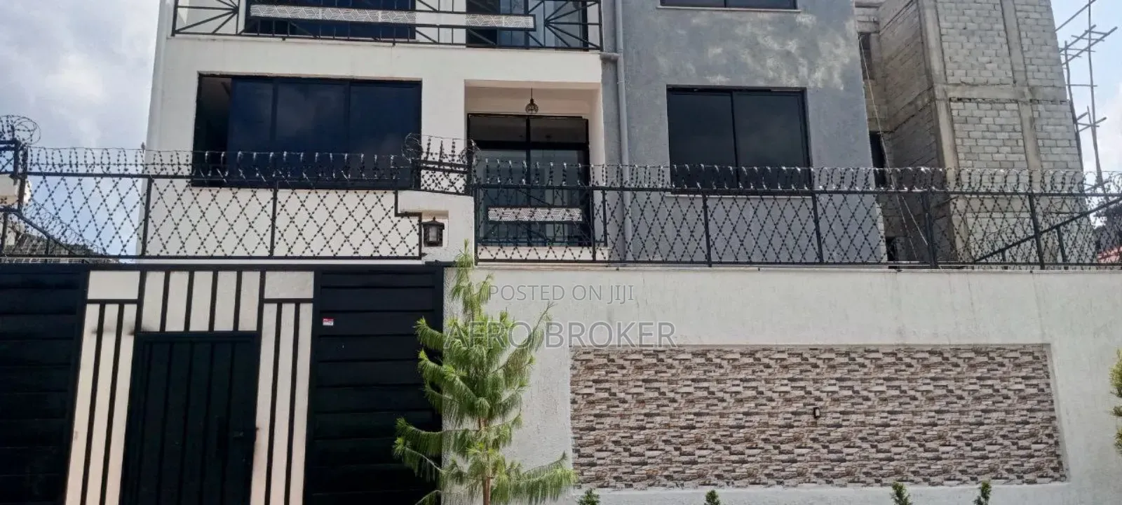 Furnished 5bdrm House in Alem Bank, Akaky Kaliti for sale