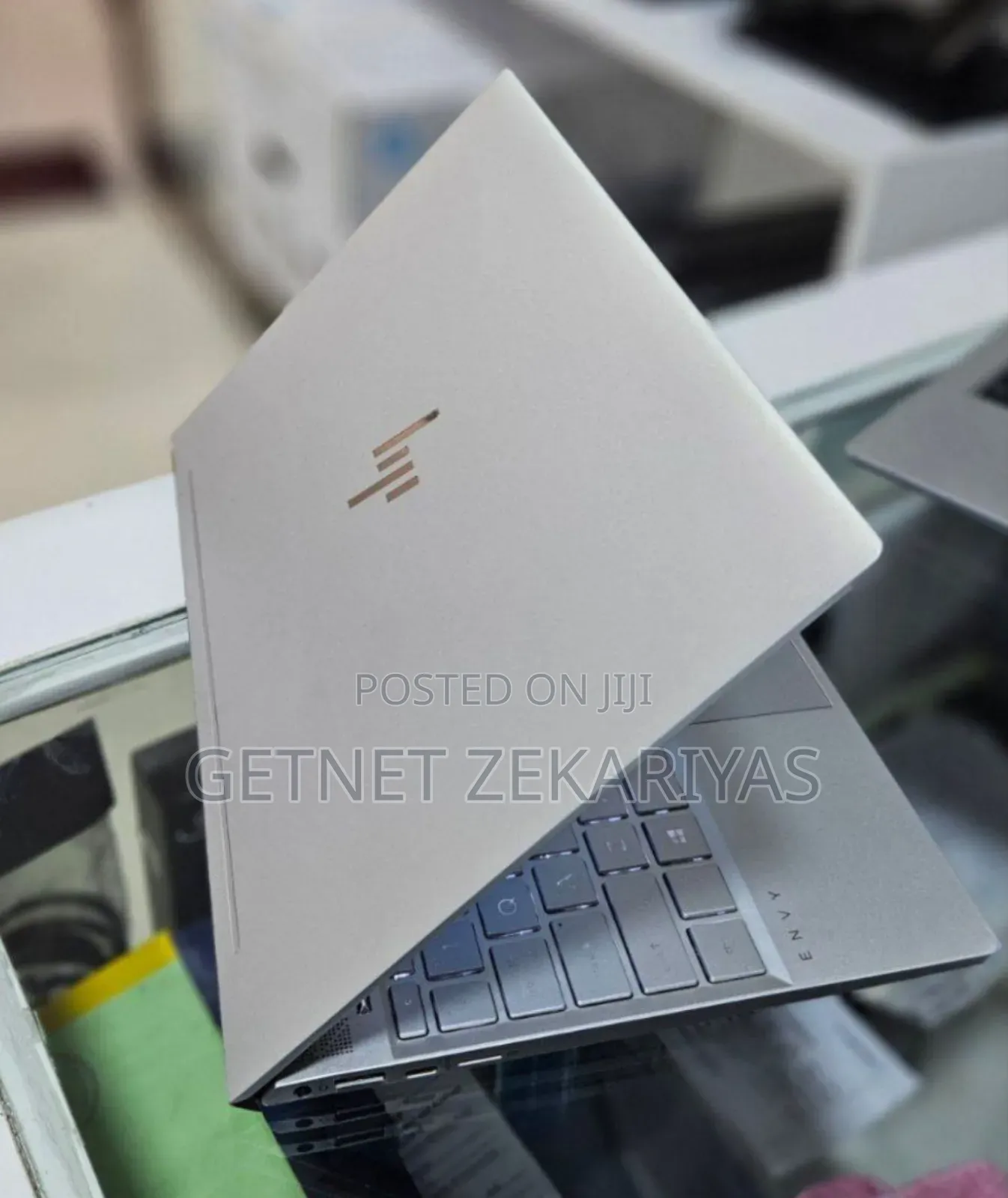 New Laptop HP Envy 13 8GB Intel Core I5 SSD 256GB