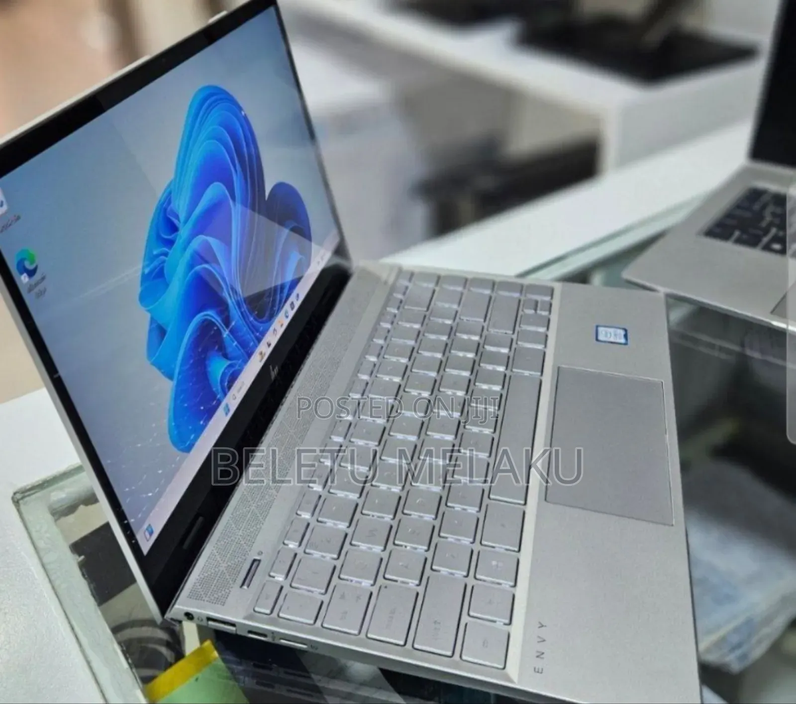 New Laptop HP Envy 13 8GB Intel Core I5 SSD 256GB