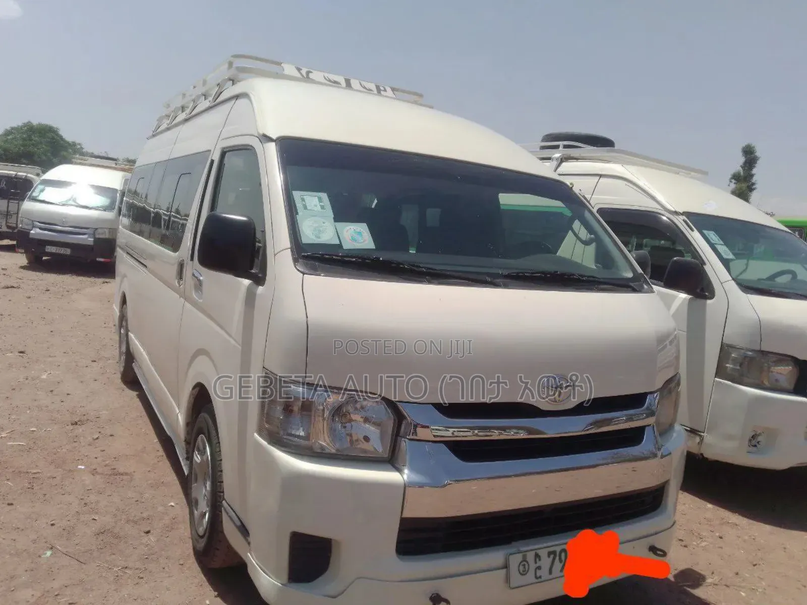 Toyota HiAce 2022 White
