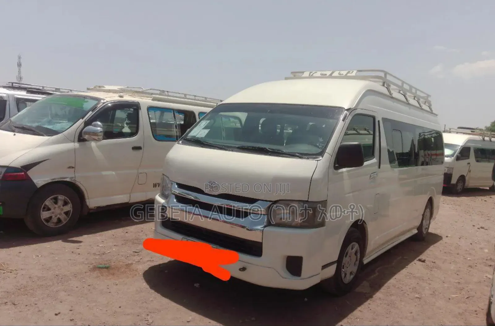 Toyota HiAce 2022 White