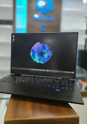 New Laptop HP Omen 17 32GB Intel Core I7 SSD 2T