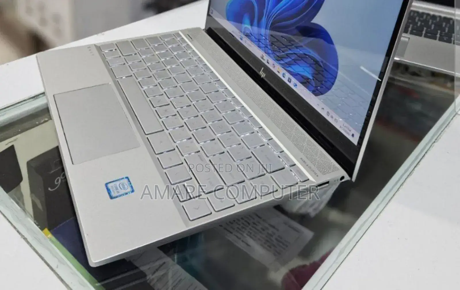 New Laptop HP Envy 13 8GB Intel Core I5 SSD 256GB