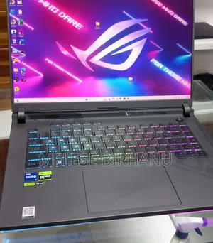 New Laptop Asus ROG Strix G15 16GB Intel Core I7 SSD 1T