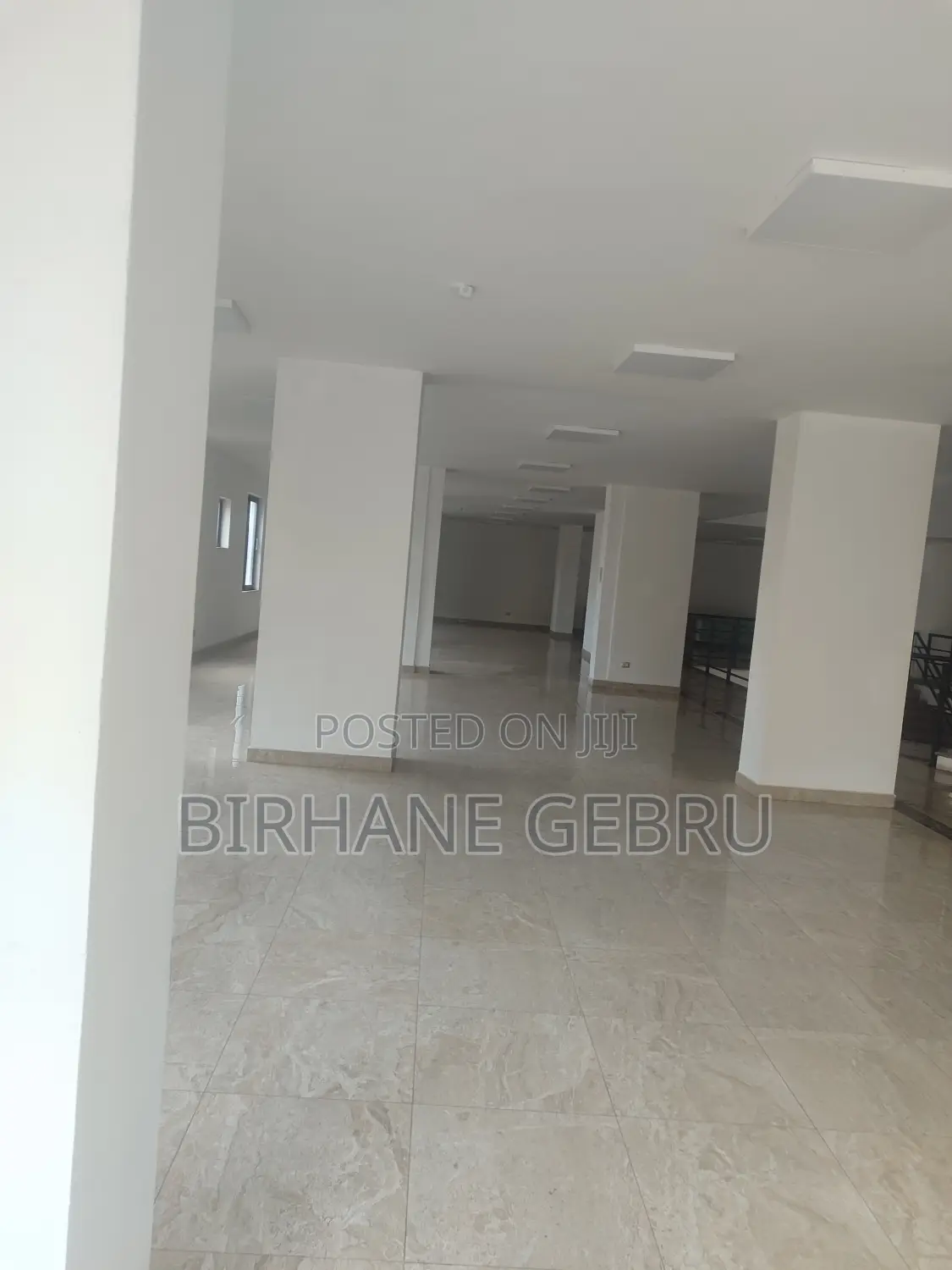 Luxury Apartiment Rent for Office