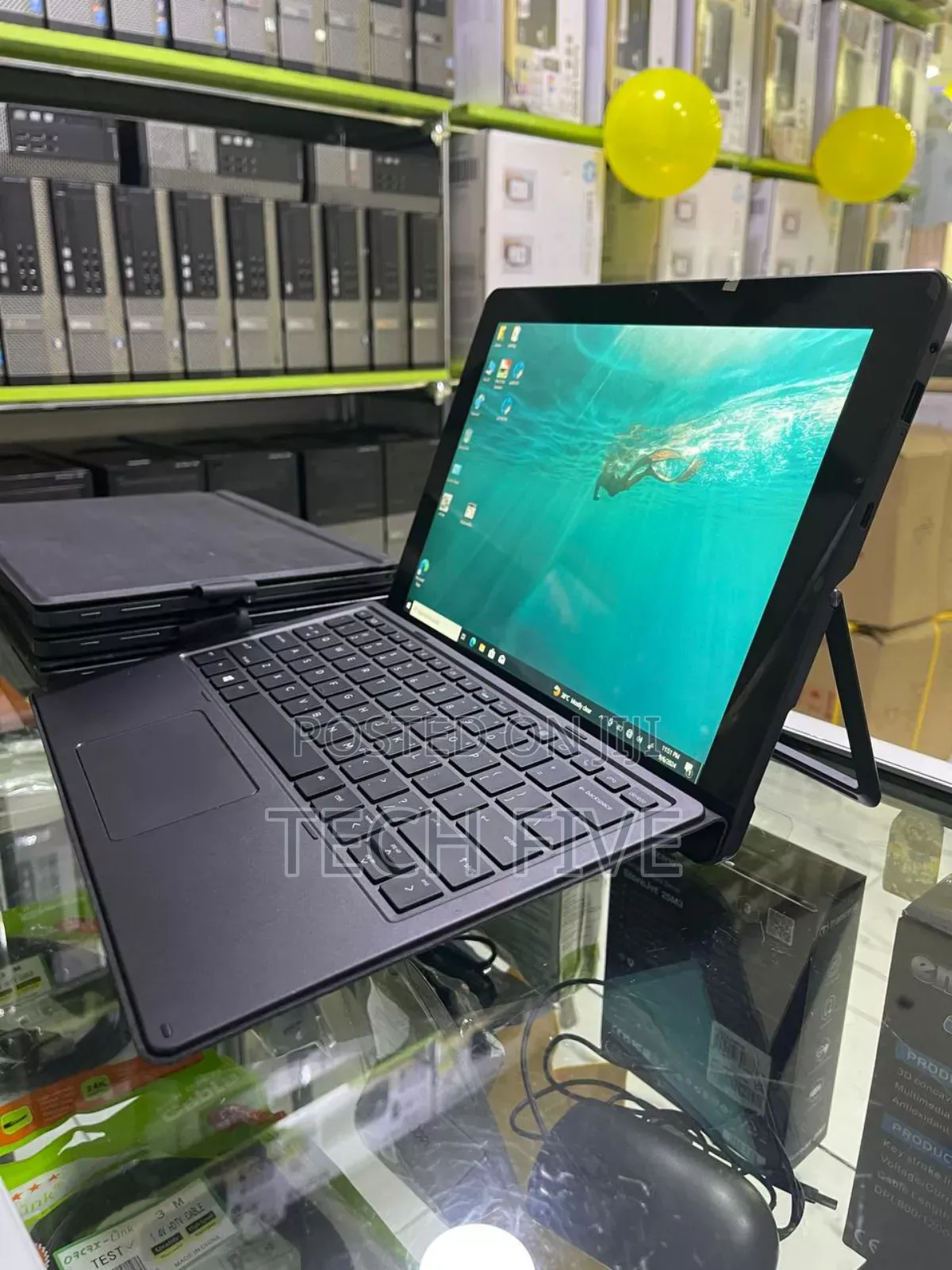 New Laptop HP Pro X2 612 G2 8GB Intel Core I5 SSD 256GB