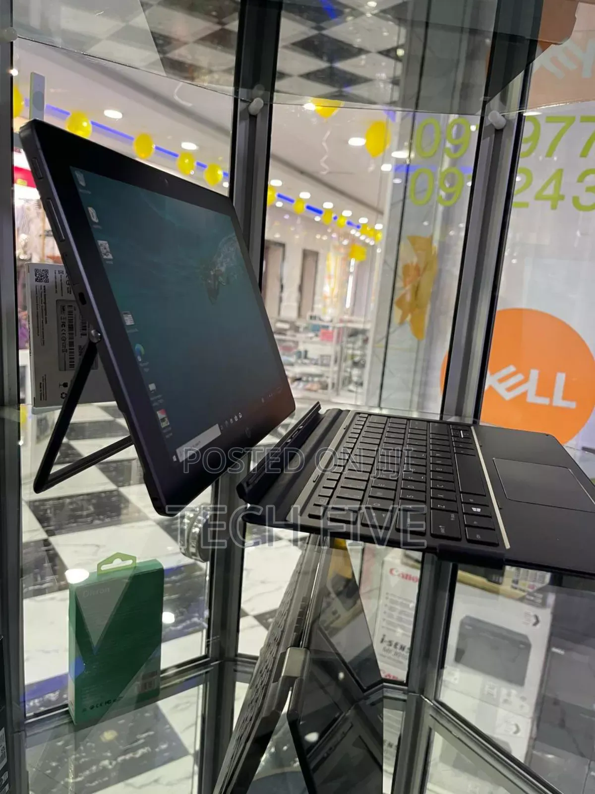 New Laptop HP Pro X2 612 G2 8GB Intel Core I5 SSD 256GB