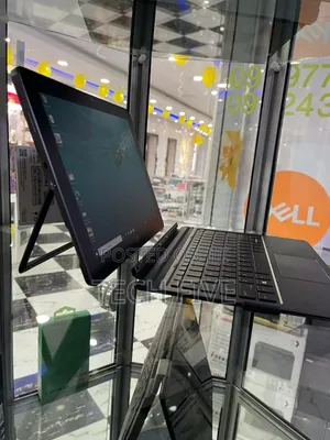 New Laptop HP Pro X2 612 G2 8GB Intel Core I5 SSD 256GB