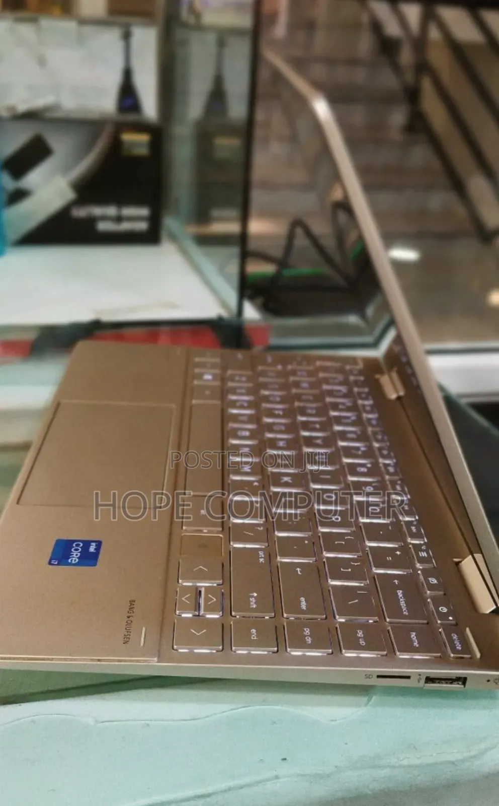 New Laptop HP Envy X360 8GB Intel Core I7 SSD 1T