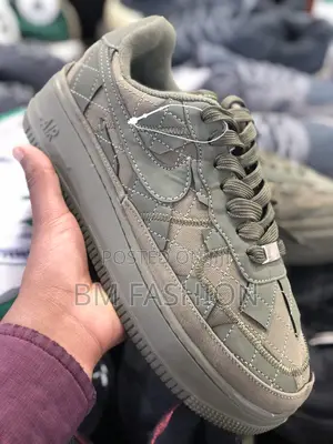 Photo - Original Air Force 1 Green