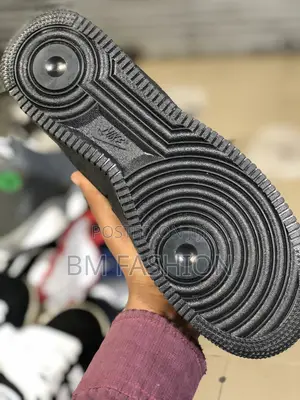 Nike Water Proof Black