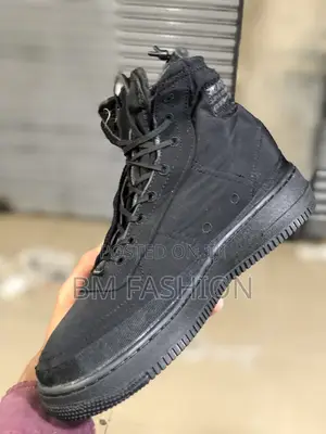 Nike Water Proof Black