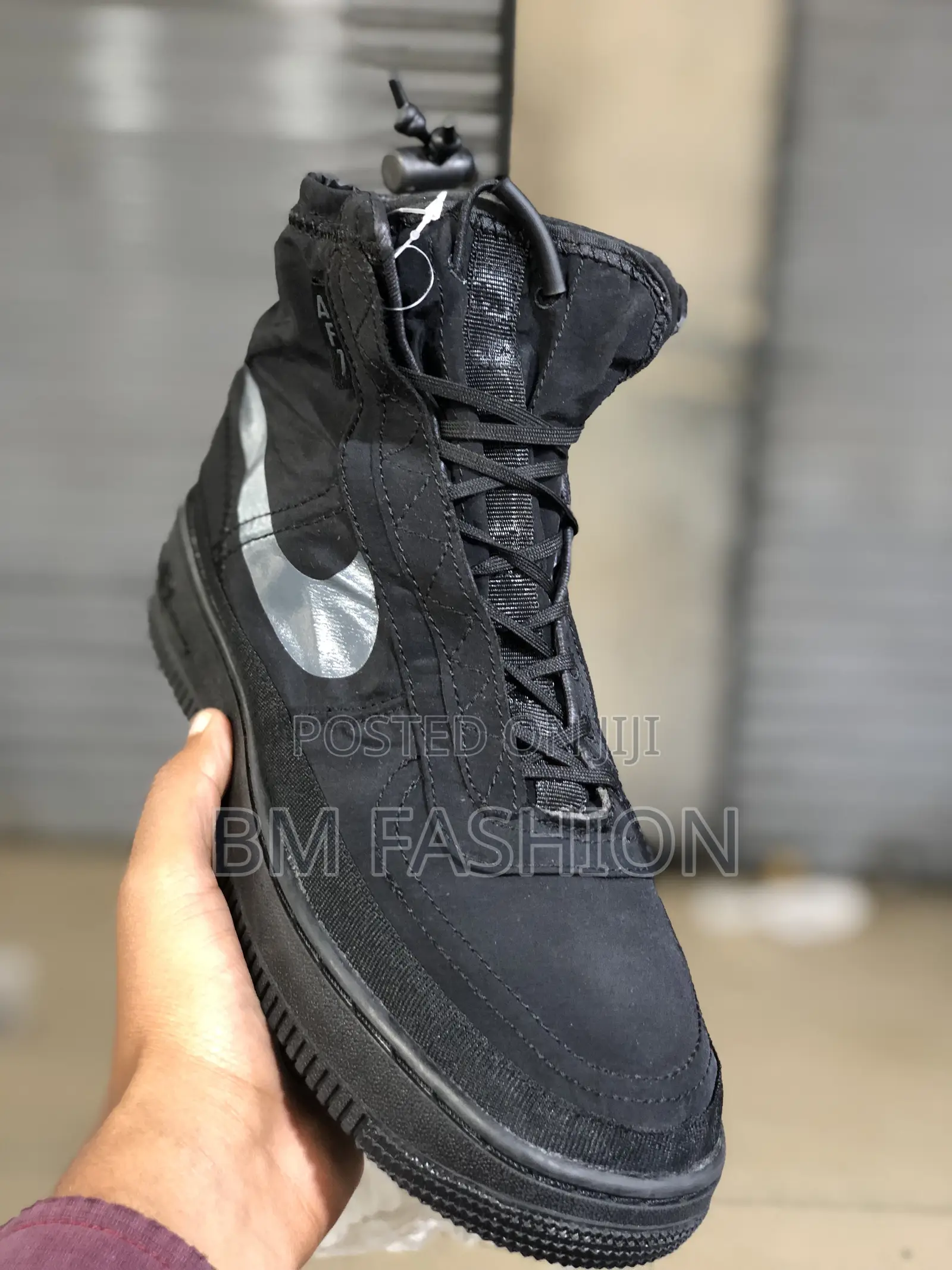 Nike Water Proof Black