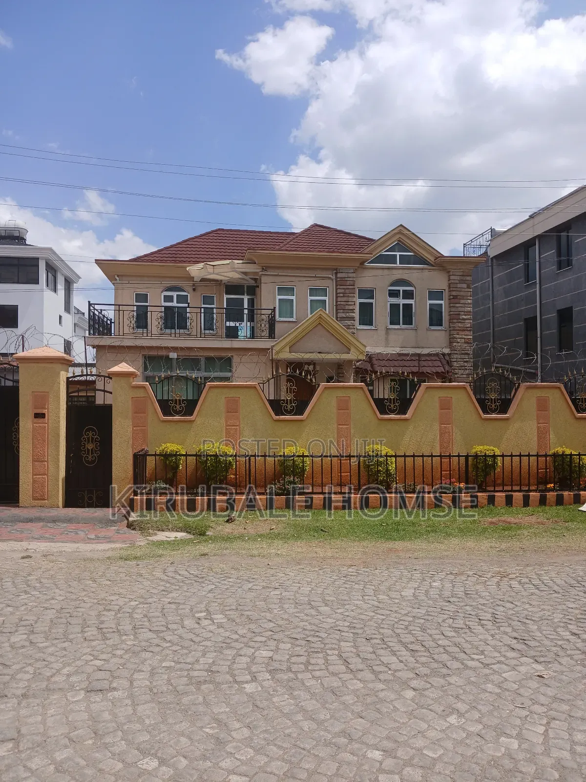 Furnished 4bdrm Villa in Bole for rent