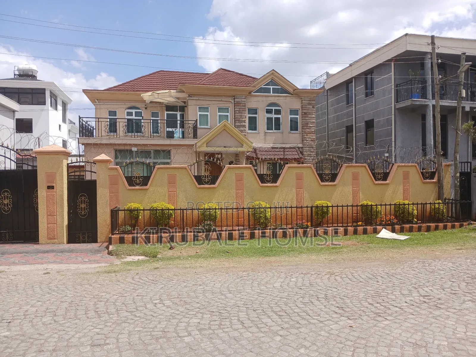 Furnished 4bdrm Villa in Bole for rent