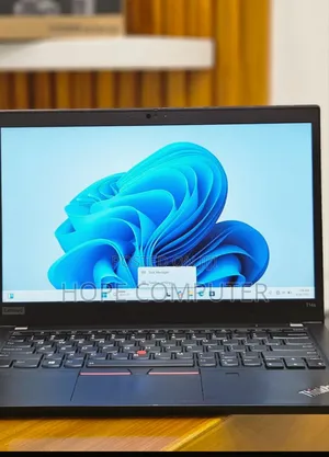 New Laptop Lenovo ThinkPad T14 32GB Intel Core I7 SSD 512GB