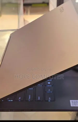 New Laptop Lenovo Yoga 7i 16GB Intel Core I7 SSD 1T