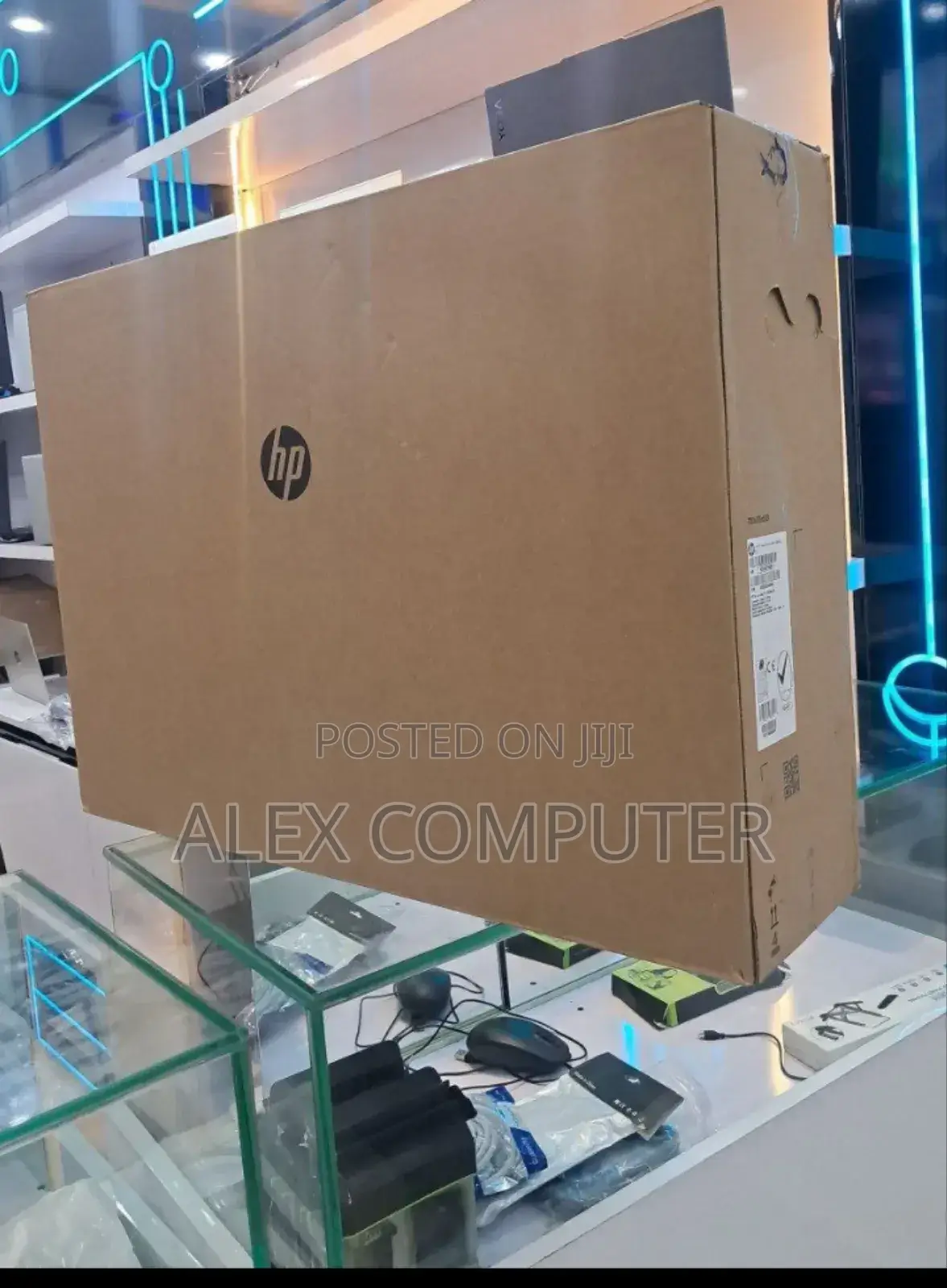 New Desktop Computer HP 200 G4 All-in-One 8GB Intel Core I7 SSD 512GB