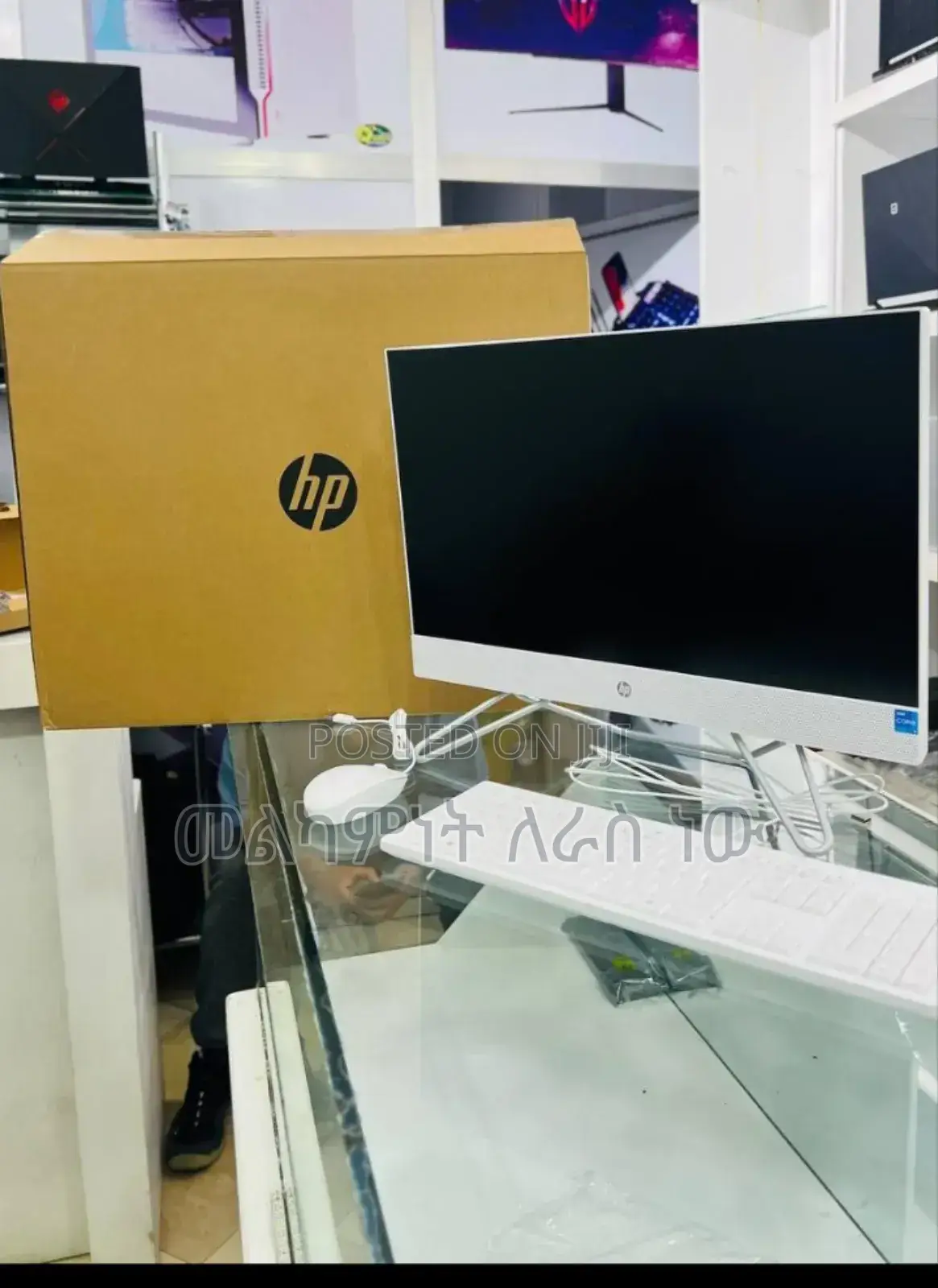 New Desktop Computer HP 200 G4 All-in-One 8GB Intel Core I7 SSD 512GB