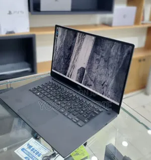 Photo - New Laptop Dell Precision 5540 16GB Intel Core I9 SSD 512GB